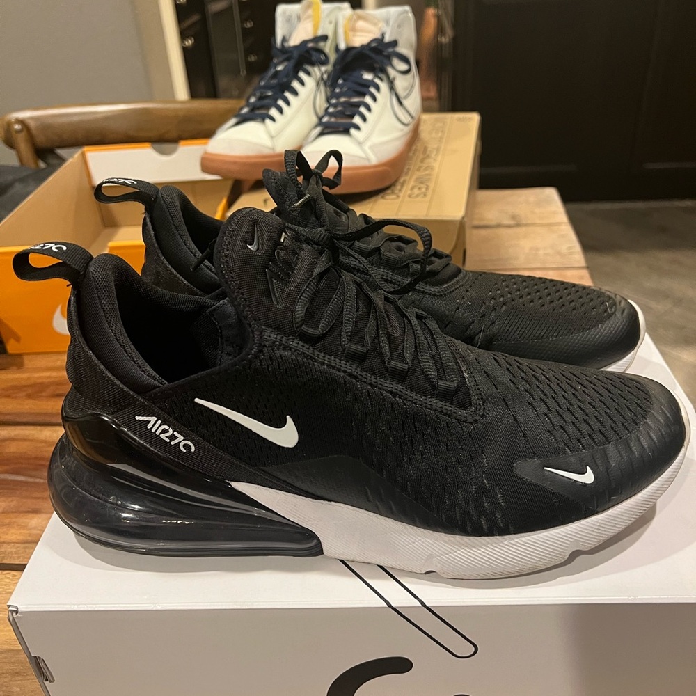 Nike Air Max 270